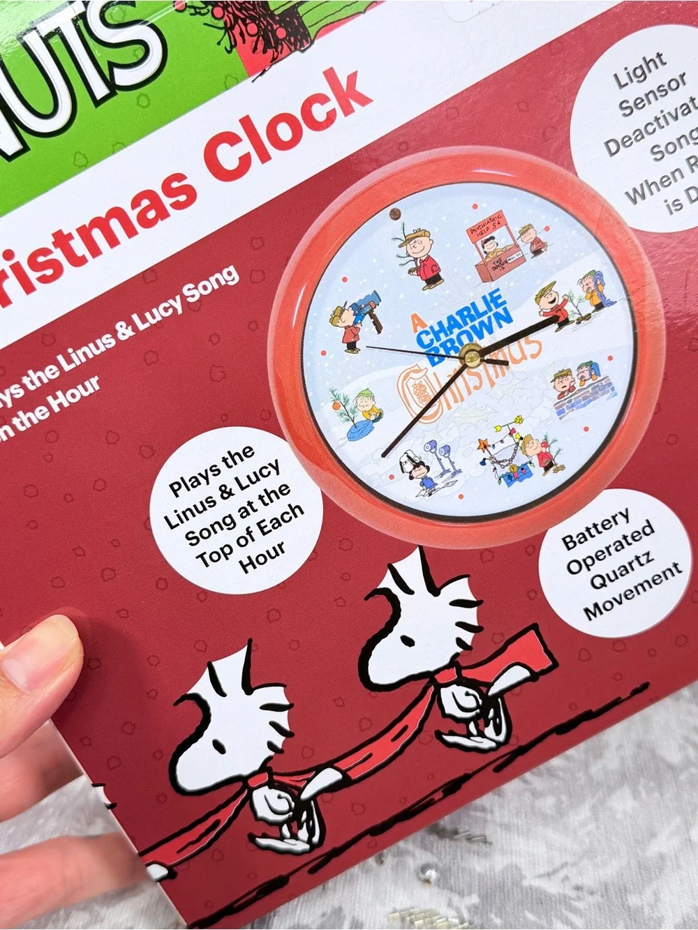NEW Peanuts Christmas Clock
